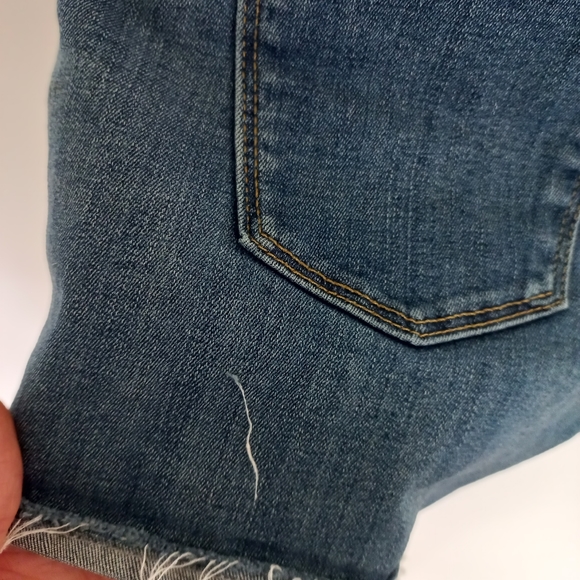 Universal Thread Shorts 2 26 High Rise Button Fly Denim Jean Cutoff - Picture 7 of 7